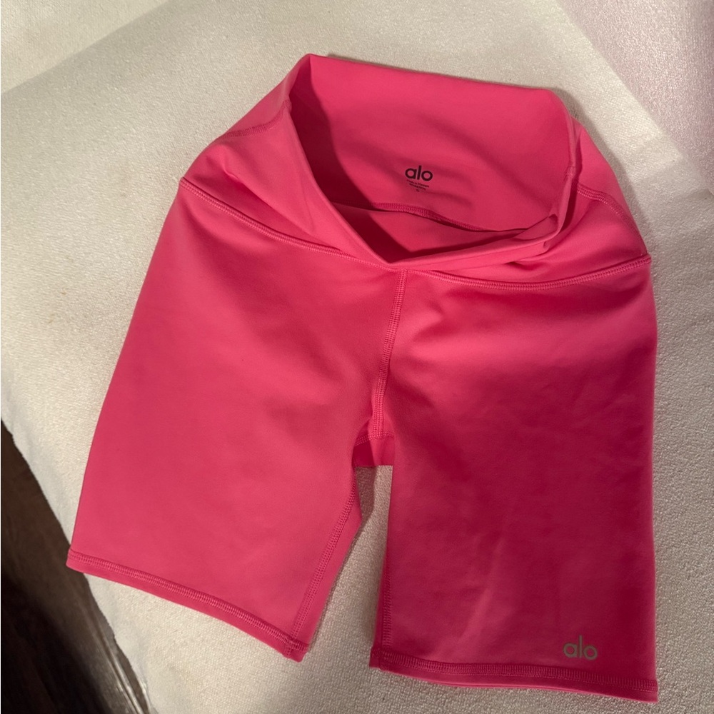 ALO Yoga Women's Bright Pink Bike Shorts